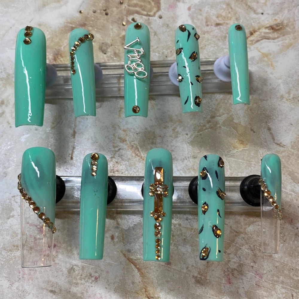 Xl Turquoise Virgo Nails 🌸